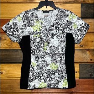Cherokee floral design Scrub top, lime green, black, white, size Large